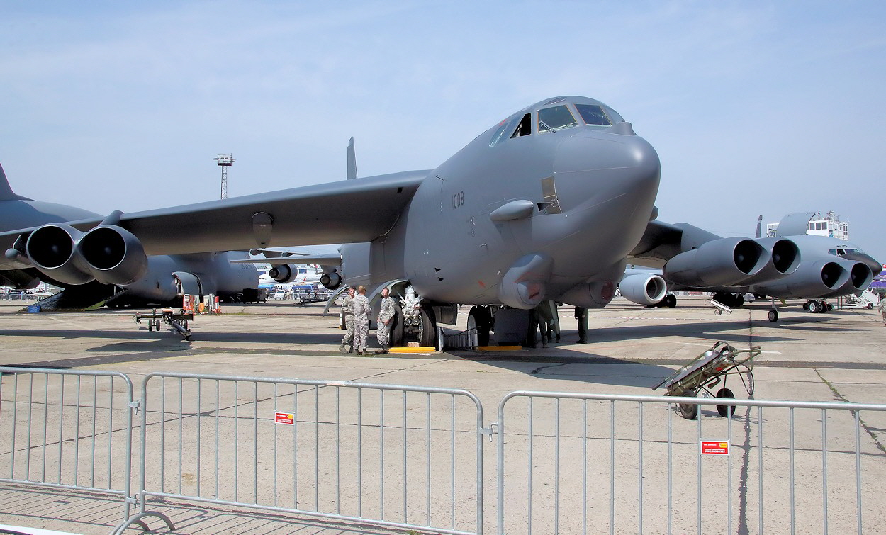 Boeing B-52 - Militaryflugzeug