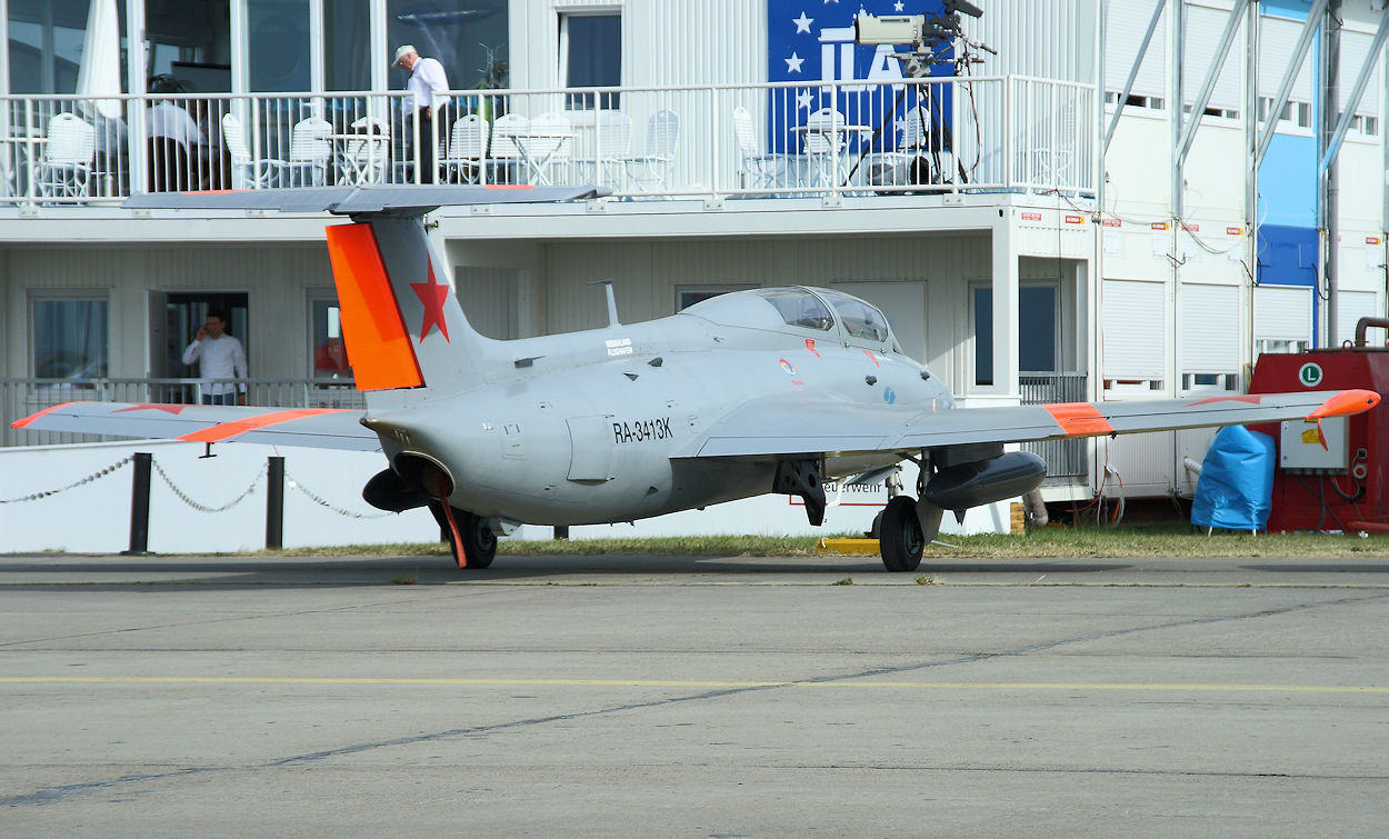 Aero L-29 Delfin - Heckansicht