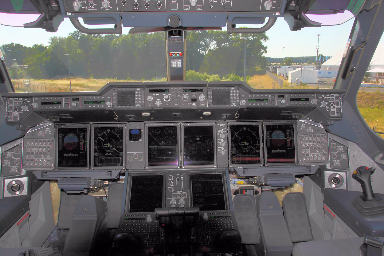 Airbus A400M - Cockpitansicht