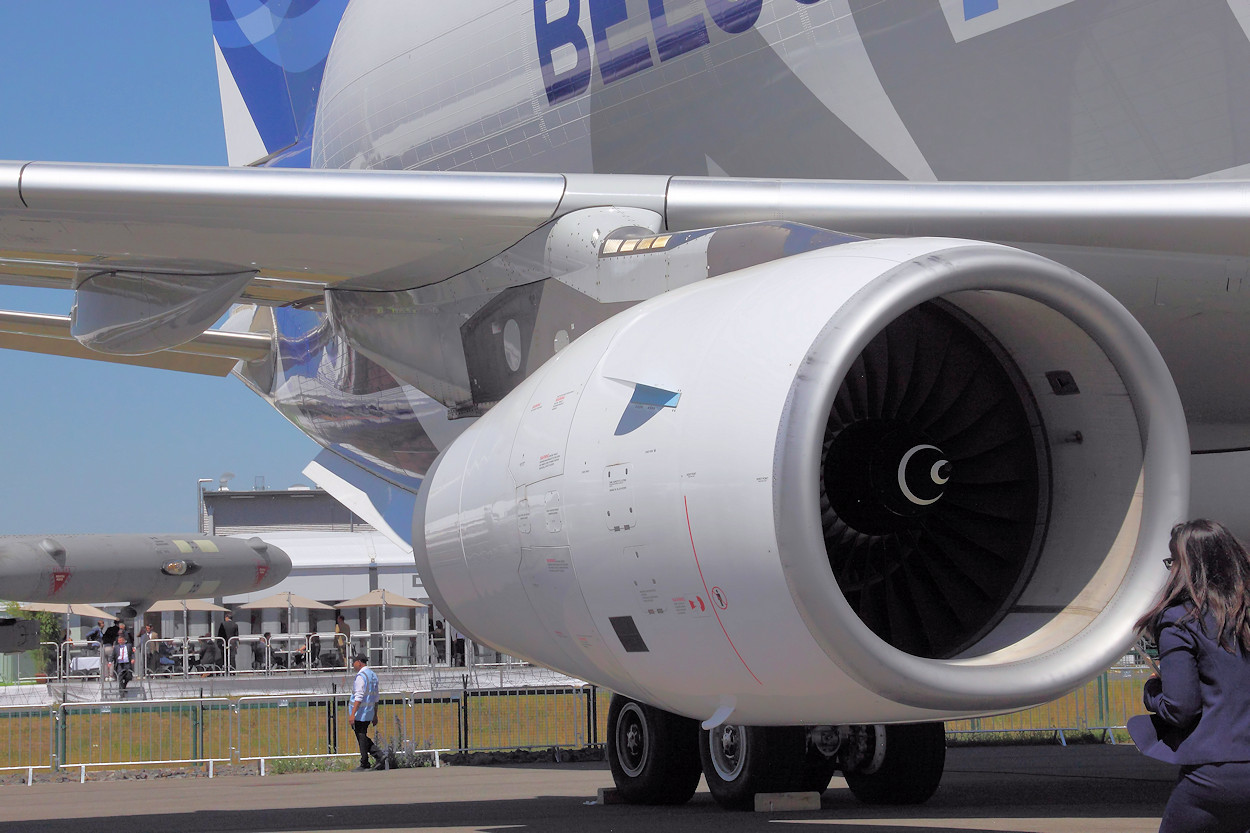 Airbus Beluga XL - Rolls-Royce Trent 700