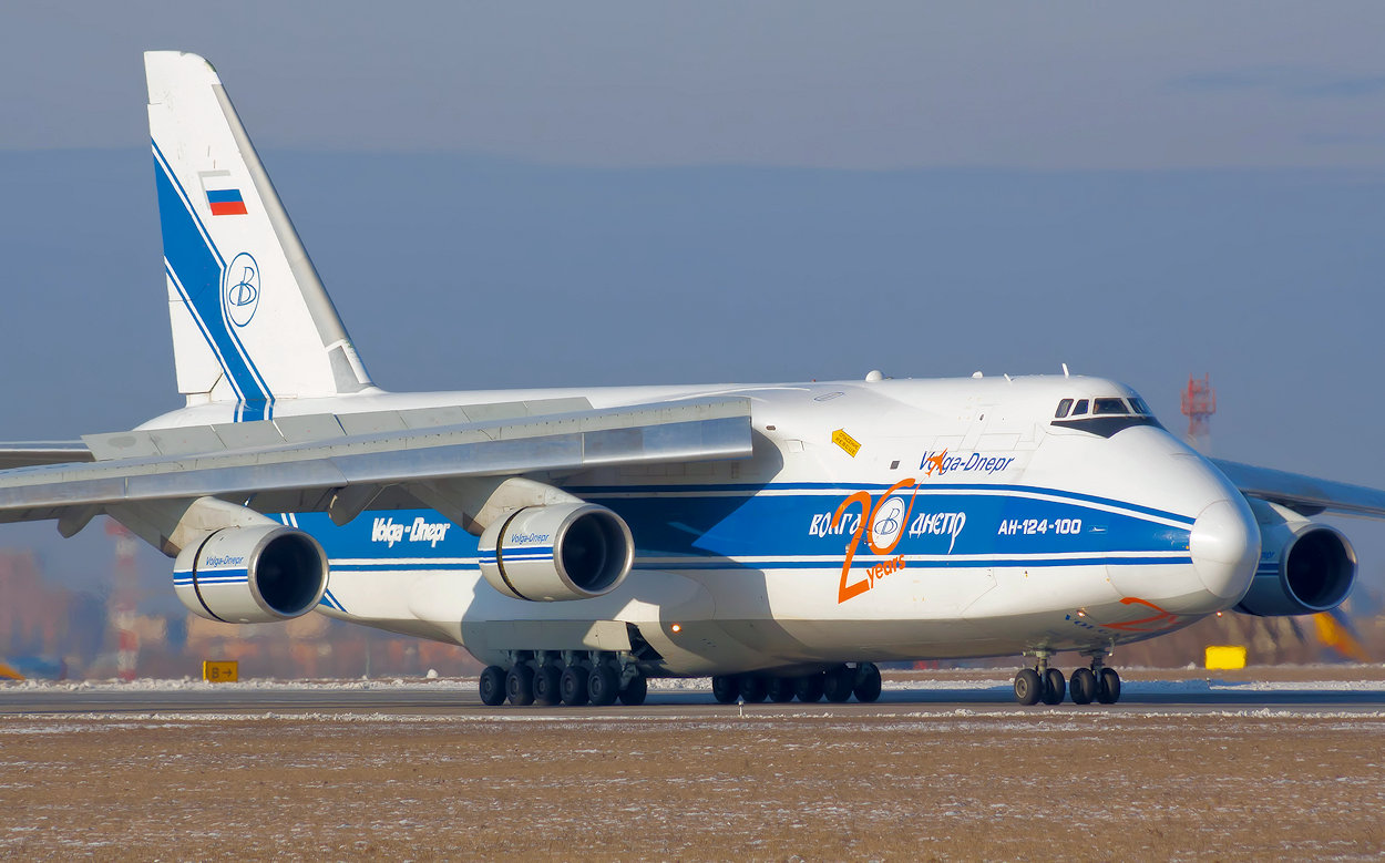 Antonow AN-124 - Transportflugzeug