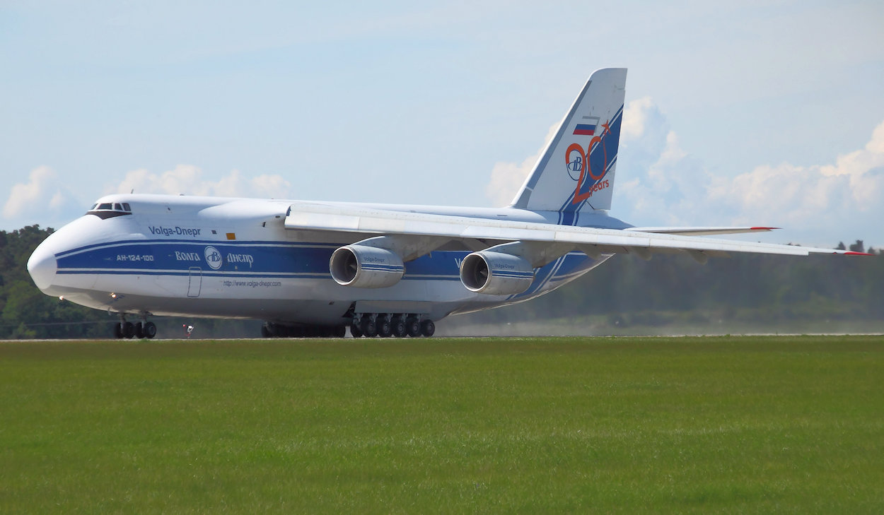 Antonow AN-124 - Startbahn