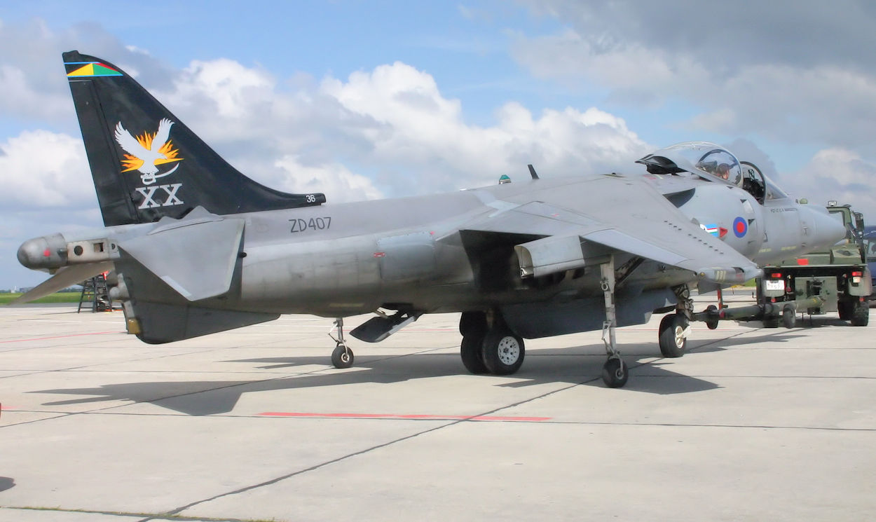 British Aerospace Harrier II GR.7 - Leitwerk