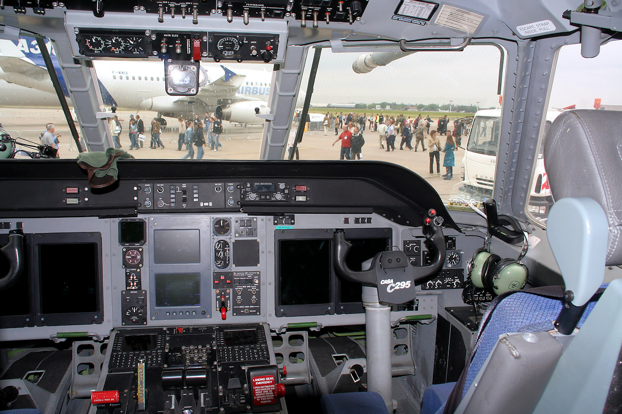 CASA C-295 Cockpit