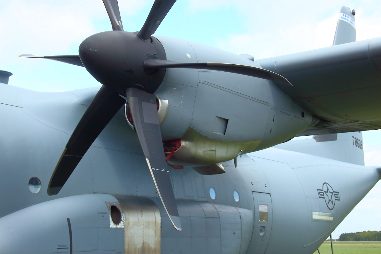 Lockheed C-130 Hercules - Turbinenantrieb