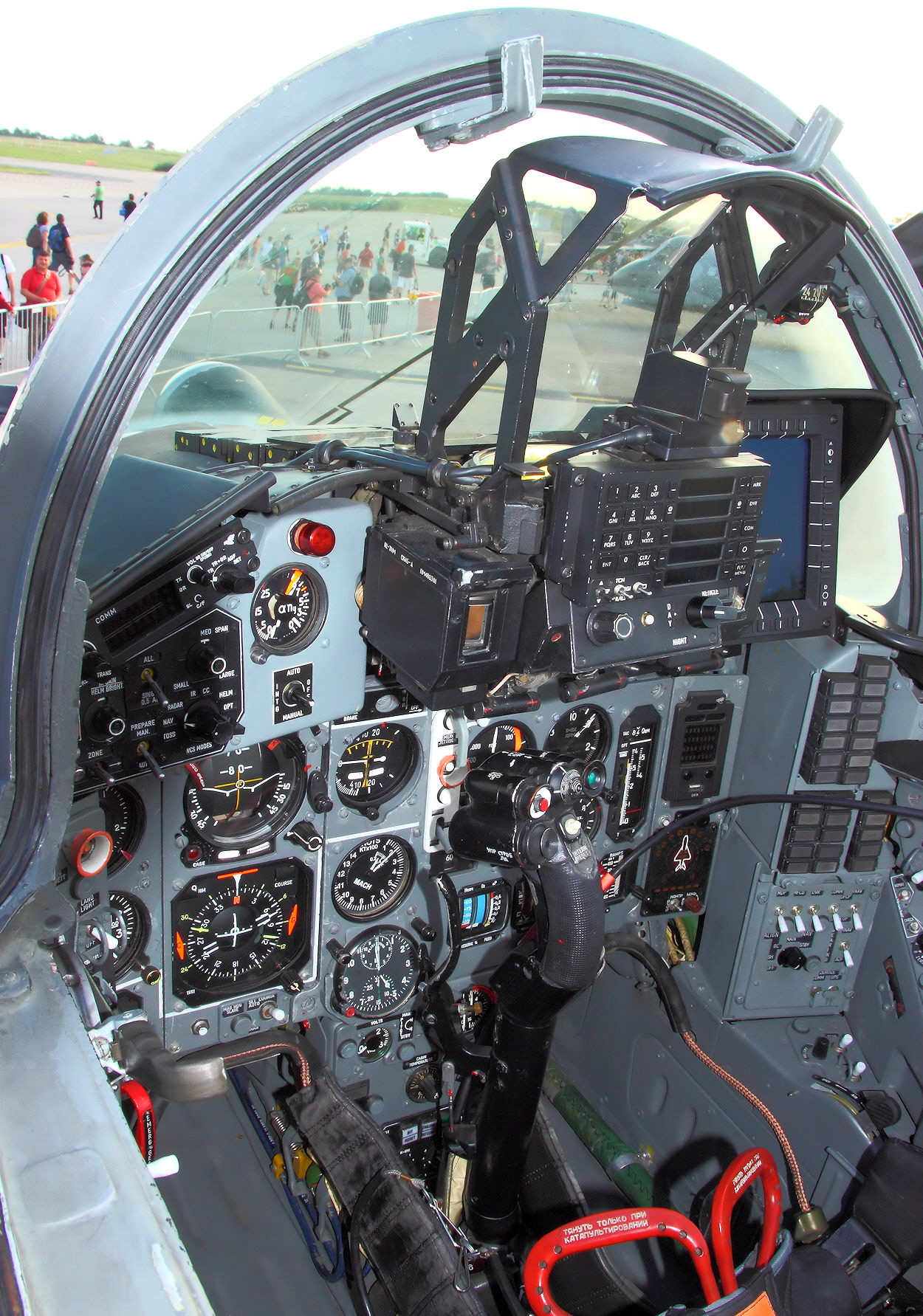 MiG-29 - Cockpitsitz ILA Berlin