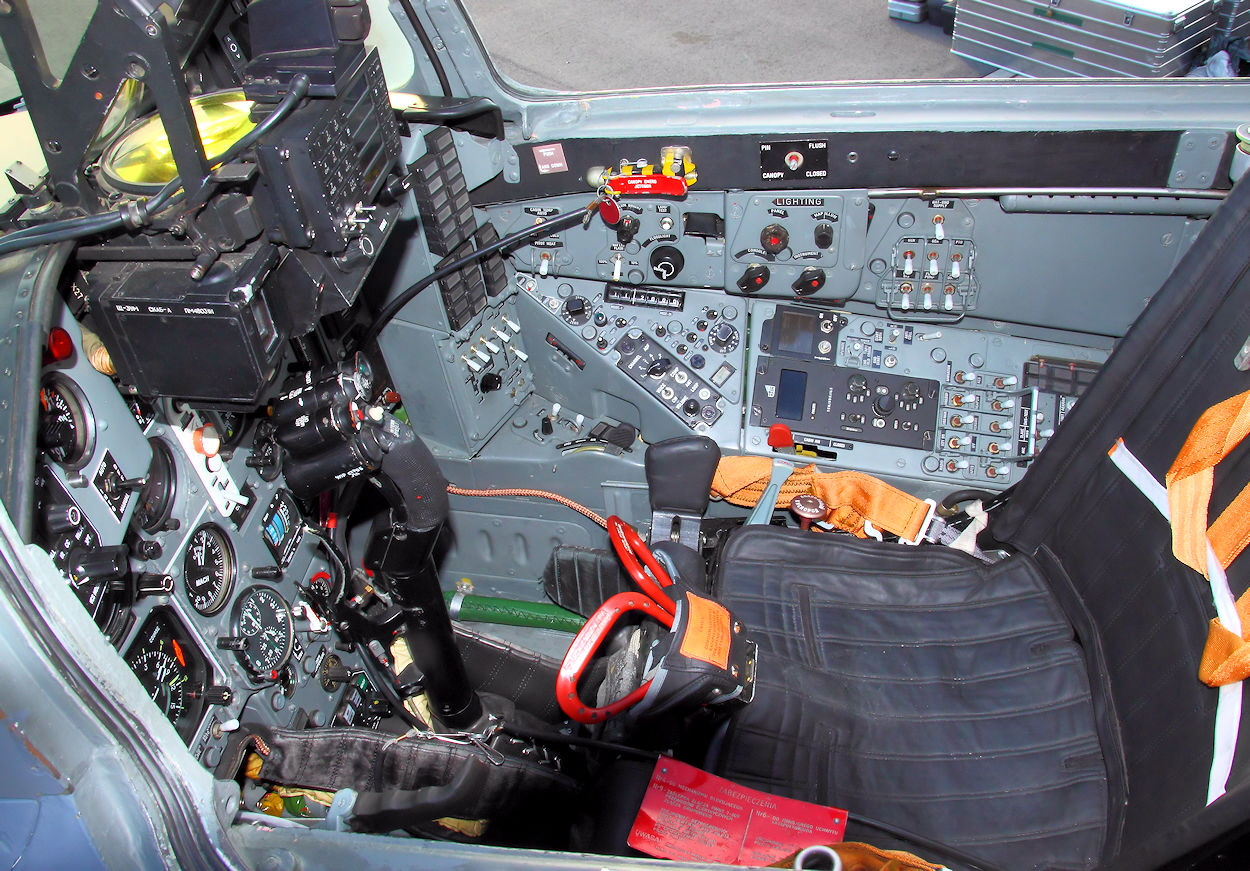MiG-29 - Cockpitsitz