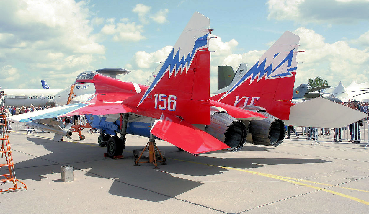 MiG 29 OVT - Flugzeug mit Schubvektor-Steuerung