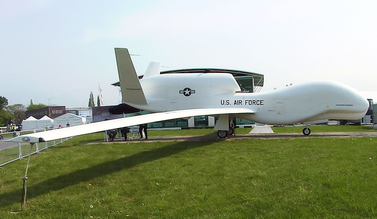 Northrop Grumman RQ 4 Global Hawk - Drohne für Langstrecken