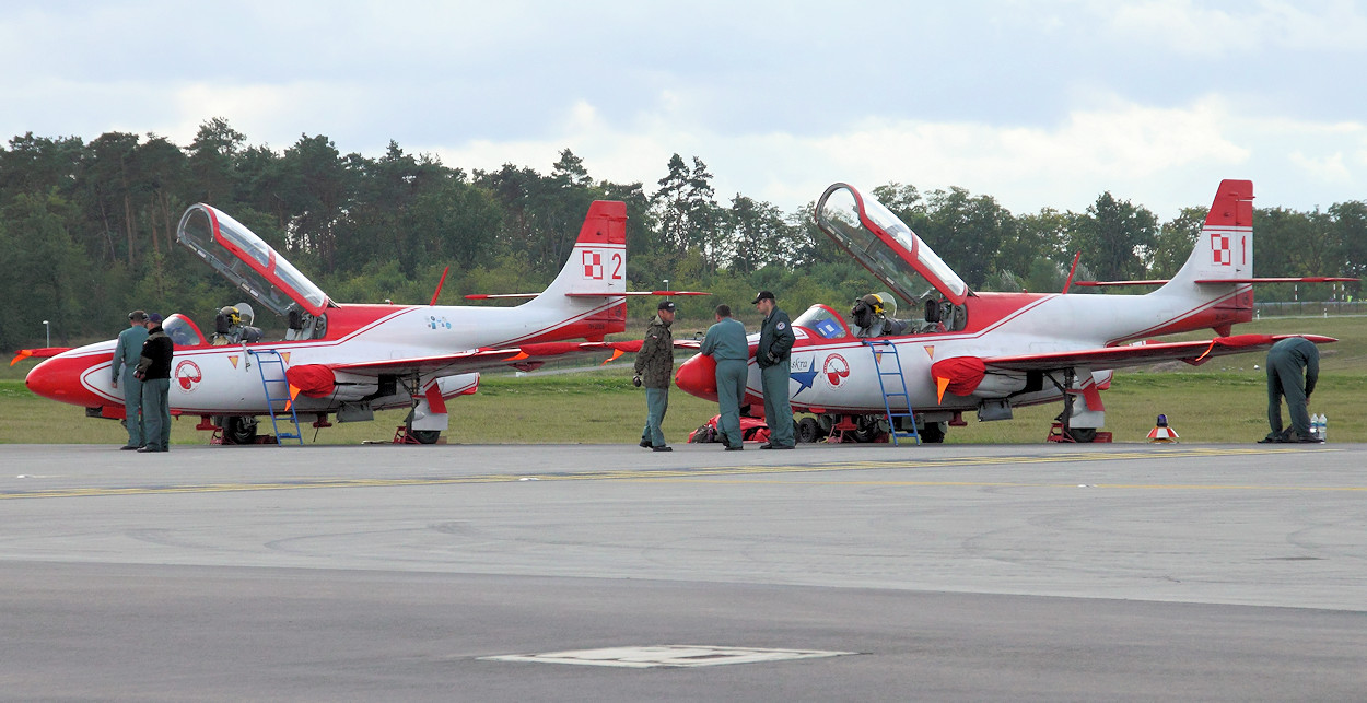 PZL TS-11 Iskra - Kunstflugstaffel Białlo-Czerwone Iskry