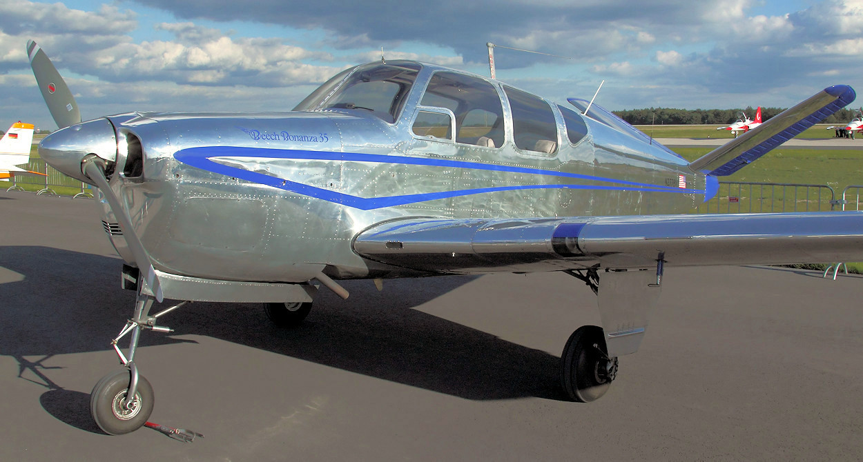 Beechcraft Bonanza 35 - Luftfahrtausstellung ILA