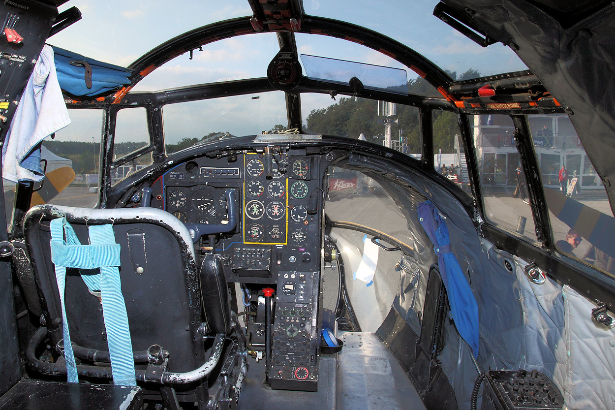 Dassault MD-311 Flamant - Cockpit
