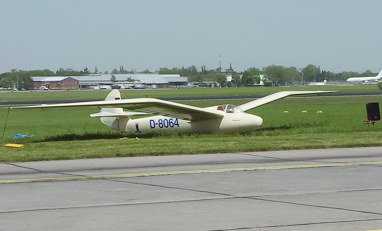 Göppingen-Gö 3 Minimoa - Segelflugzeug