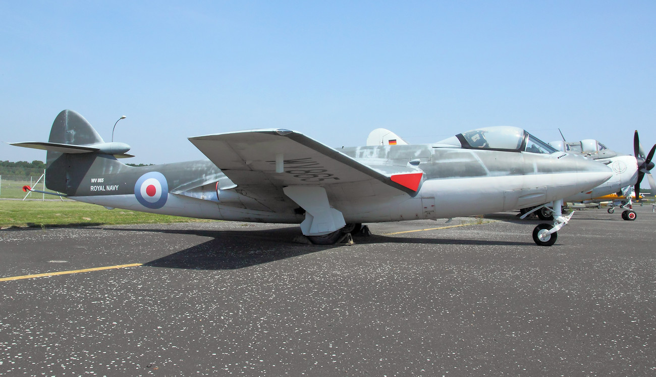 Hawker Sea Hawk - Amstrong Whitworth
