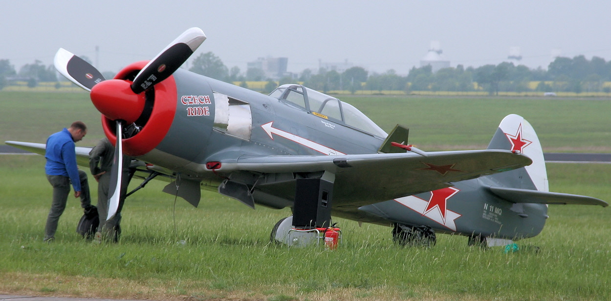 Jakowlew Jak 11 - Jagdflugzeug