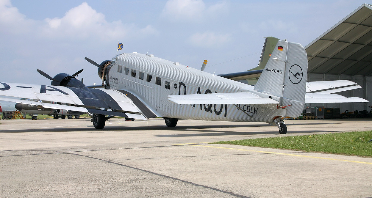 Junkers Ju 52/3m - Leitwerk