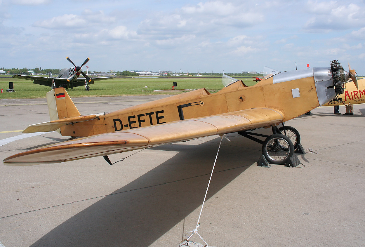 Klemm L 25 - Das deutsche Flugzeug wurde aus Holz gebaut