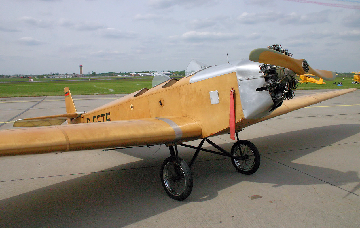 Klemm L 25 - historisches Flugzeug