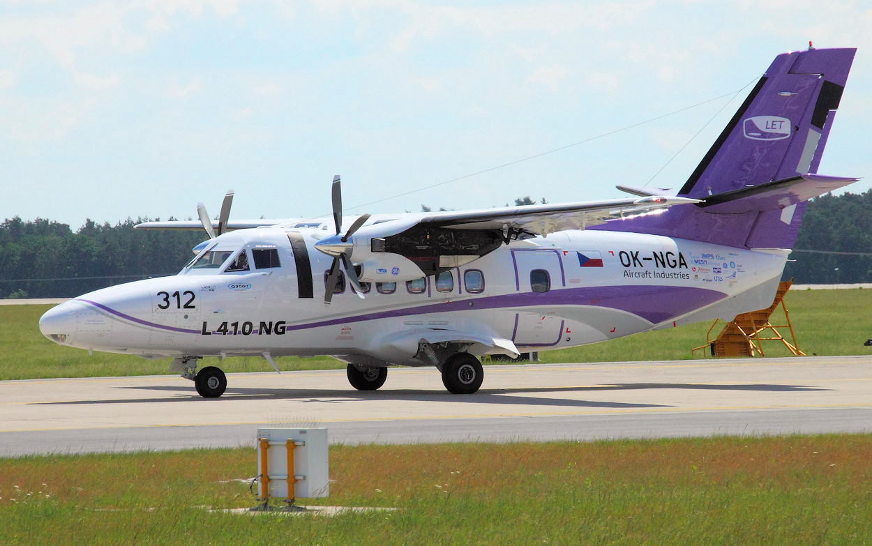 Let L-410 NG - Transportflugzeug