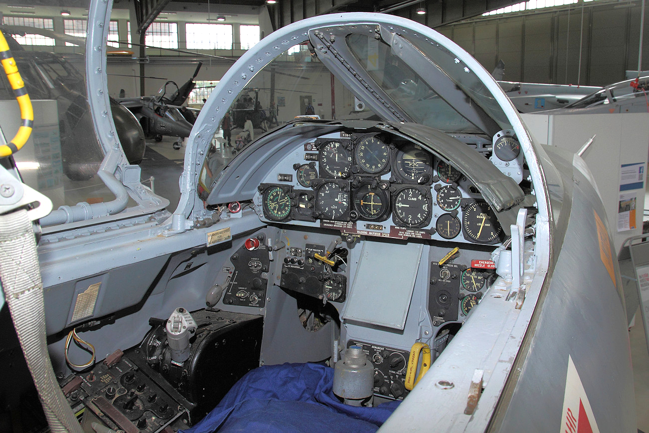 Lockheed F-104 F Starfighter - Cockpit vorne