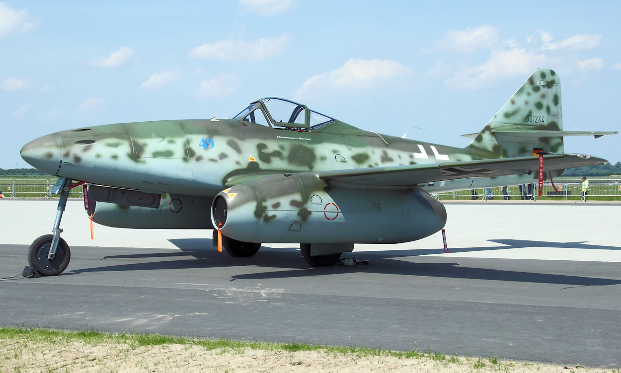 Messerschmitt Me 262 Schwalbe - Kampfflugzeug