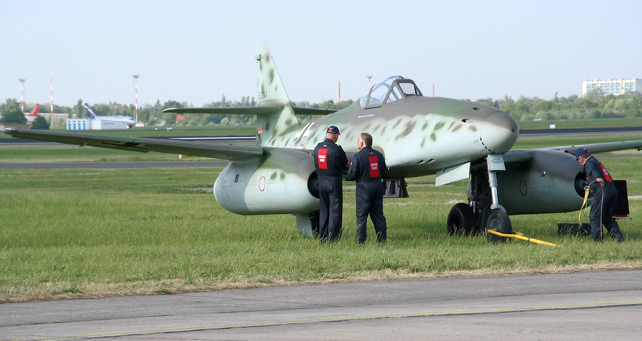Messerschmitt Me 262 Schwalbe - Wartungsarbeiten