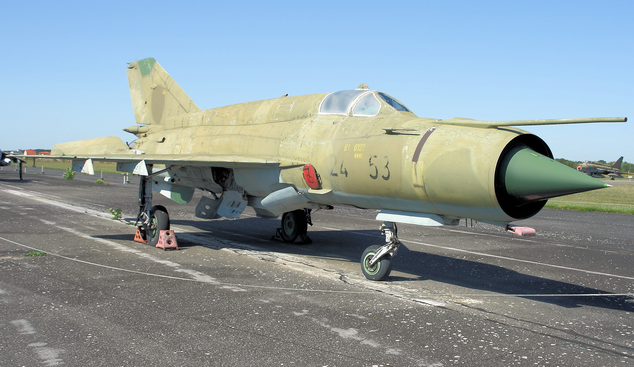 MiG-21 BIS - Flugzeug der UdSSR