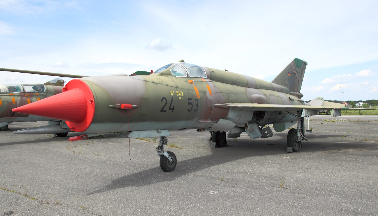 MiG-21 BIS - Kennung 24+53