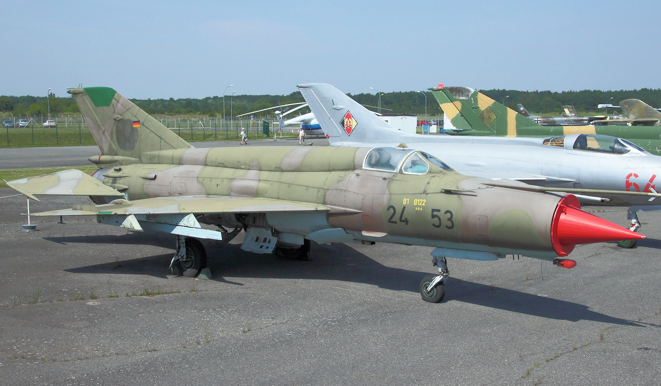 MiG-21 BIS - Militärflugzeug