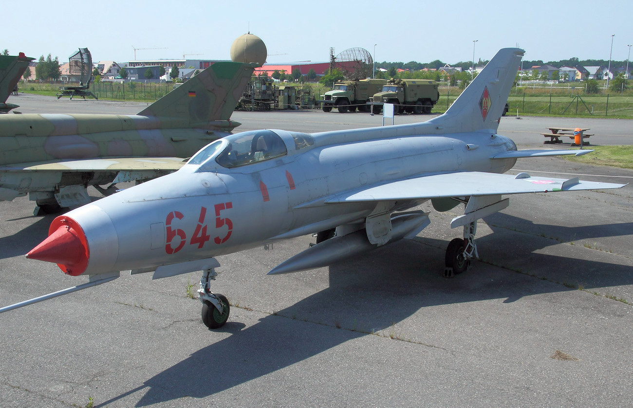 MiG-21 F-13 - Flugzeug der DDR