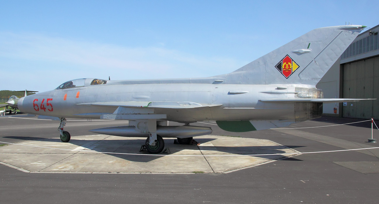MiG-21 F-13 - Kampfflugzeug
