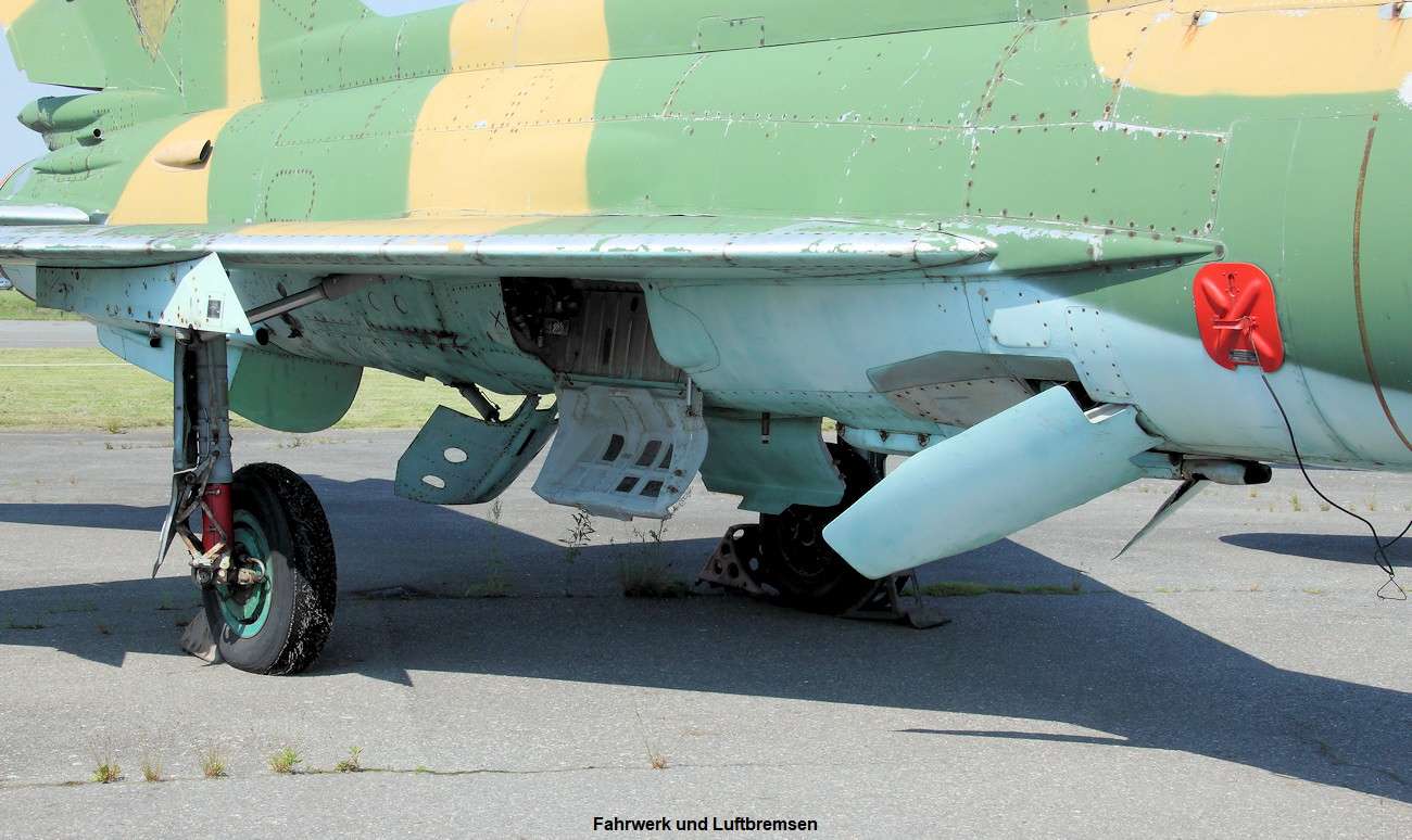 MiG 21 M - Luftbremse und Fahrwerk