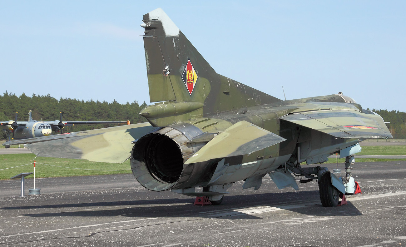 MiG-23 MF - mit Schwenkflügel