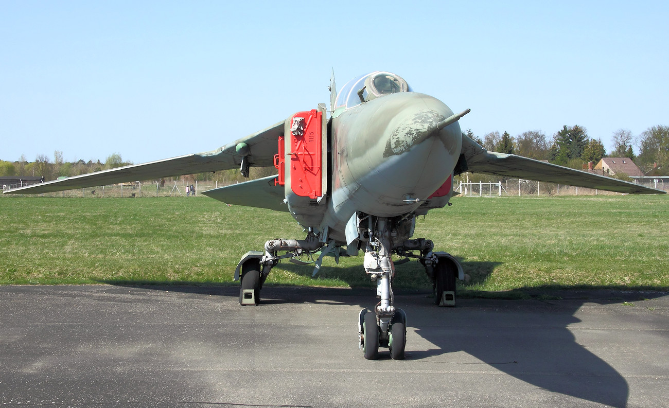 MiG-23 UB doppelsitziger Jagdbomber