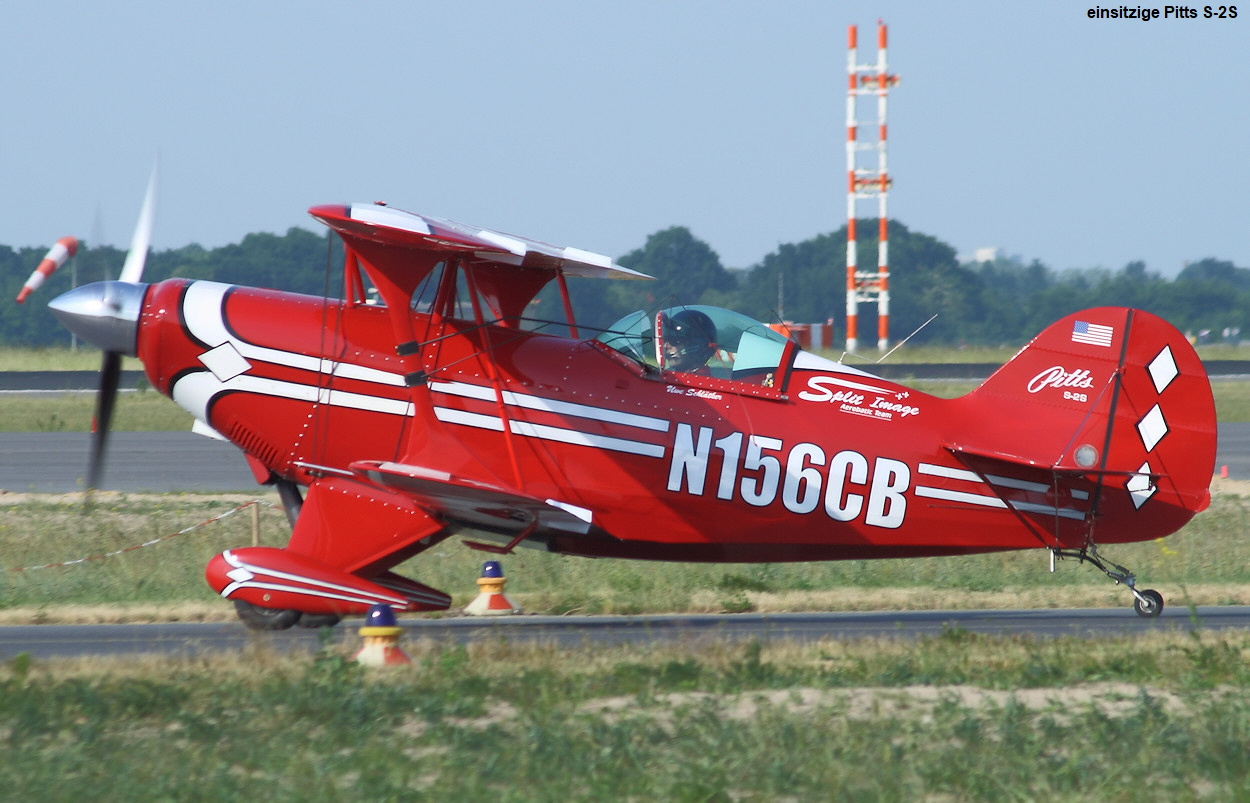 Pitts S-2S - die Pitts Doppeldecker sind ein Synonym für Kunstflug