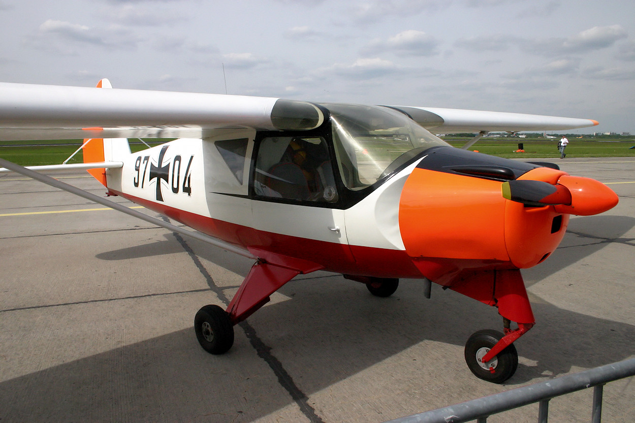 Pützer Elster - Erstes Motorflugzeug der BRD nach Aufhebung des Flugzeugbauverbots in Deutschland