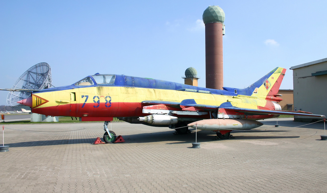 Suchoj SU-22 M-4 - Kennung 798