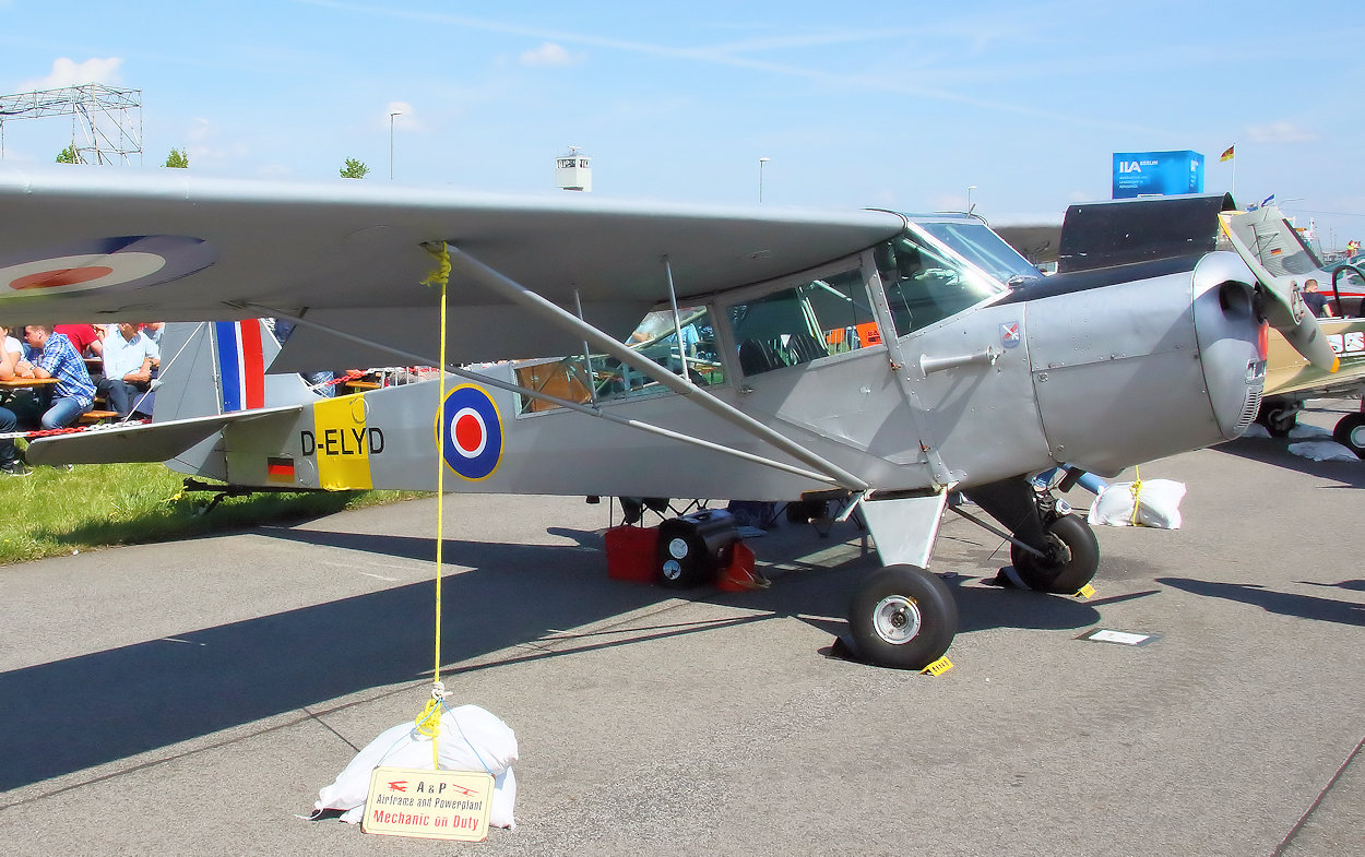 Taylorcraft Auster Mk.V - militärisches Verbindungs- und Beobachtungsflugzeug von 1942