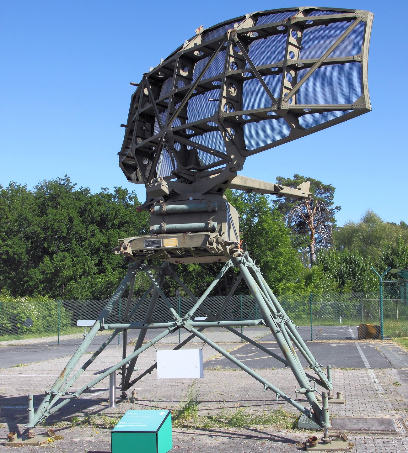 ASB B1 Aerodrome Surveillance Radar