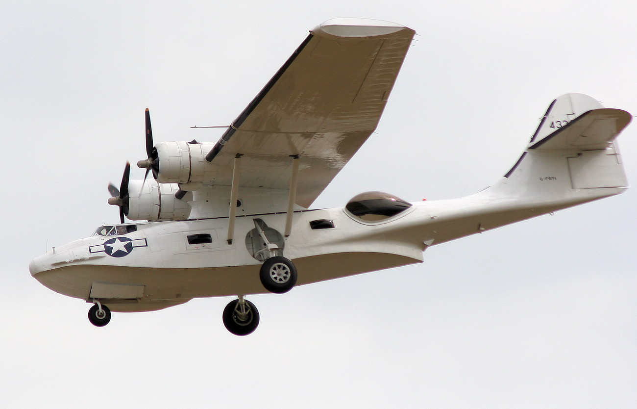 Consolidated PBY Catalina - Überflug