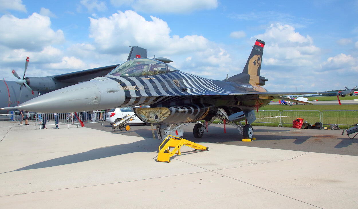 F-16 Fighting Falcon - Kampfjet