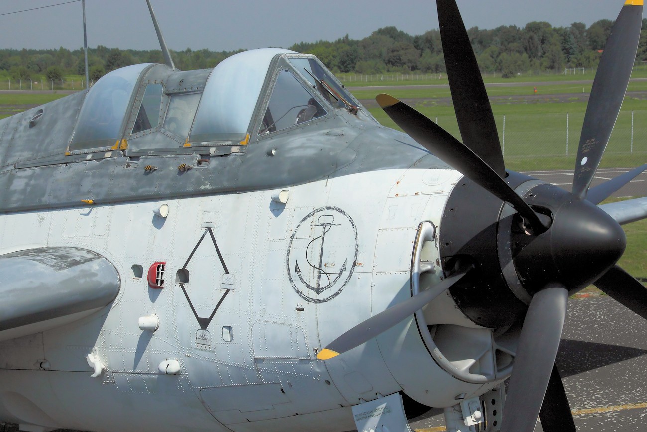 Fairey Gannet AS Mk.4 - Cockpit und Propeller