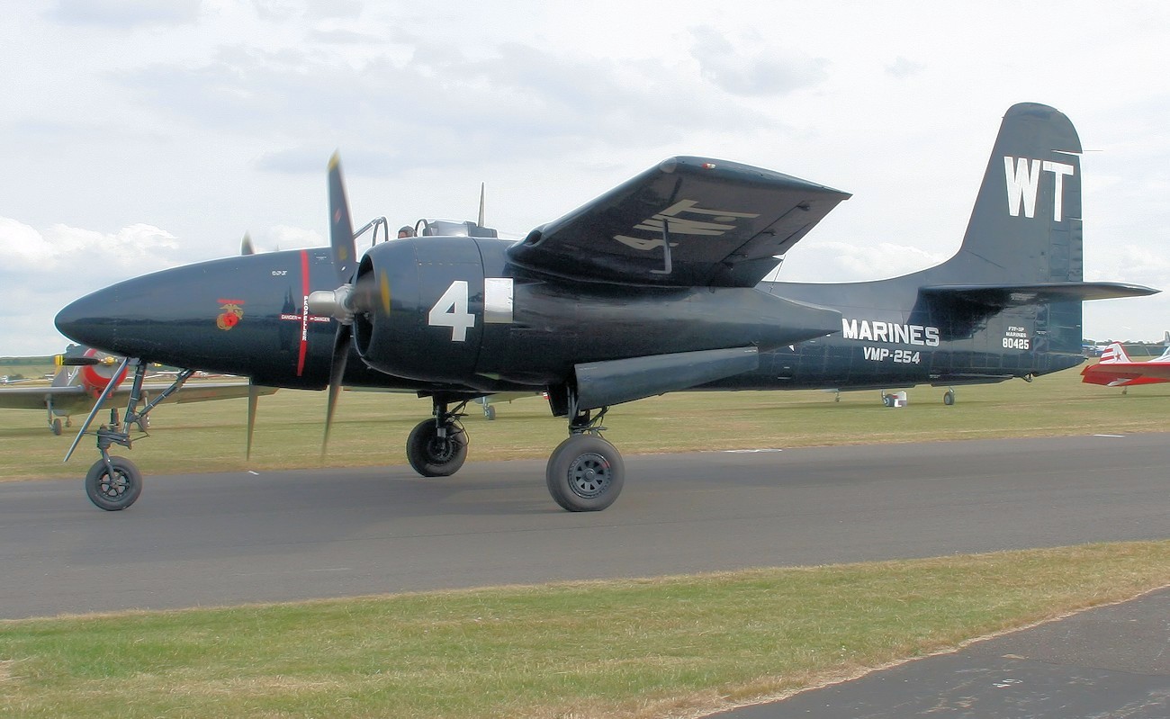 Grumman F7F Tigercat - schweres Angriffsflugzeug