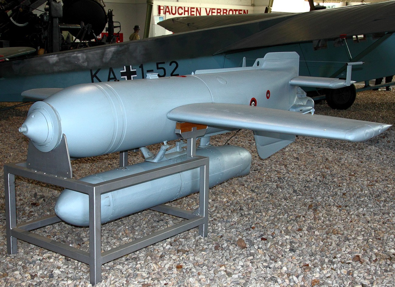 Henschel Hs 293 A-1 - lenkbare deutsche Gleitbombe im Zweiten Weltkrieg gegen Schiffsziele