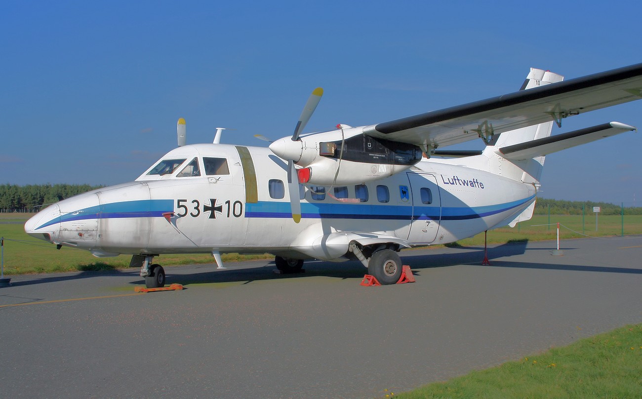 Let L-410 UVP Turbolet - Flugzeug