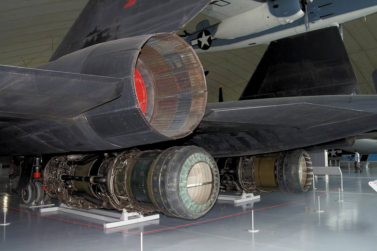 Lockheed SR-71 Blackbird - Triebwerke