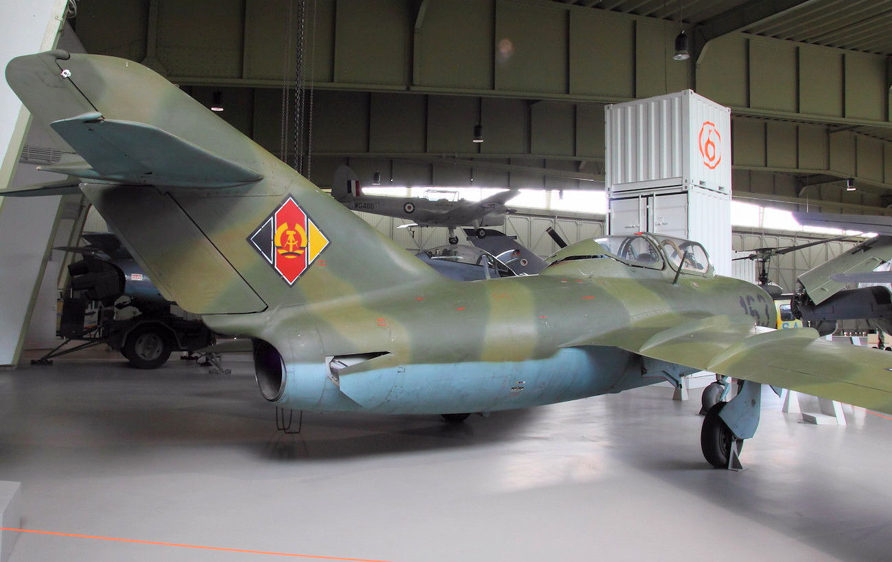MiG-15 UTI - Jagdflugzeug