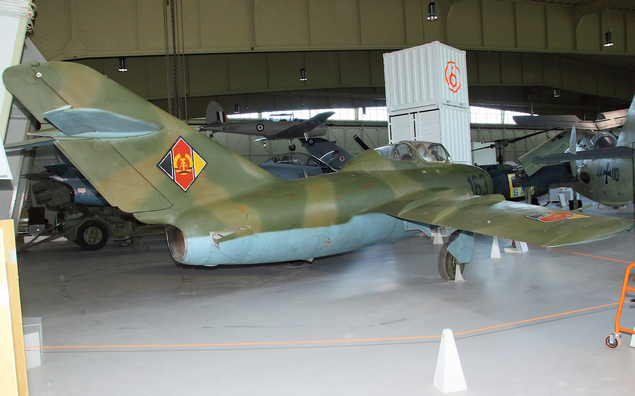 MiG-15 UTI - Mikojan-Gurewitsch