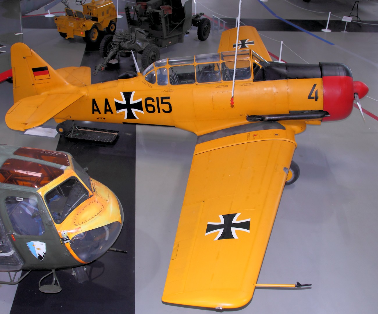 North American CCF Harvard - Ausbildungsflugzeug