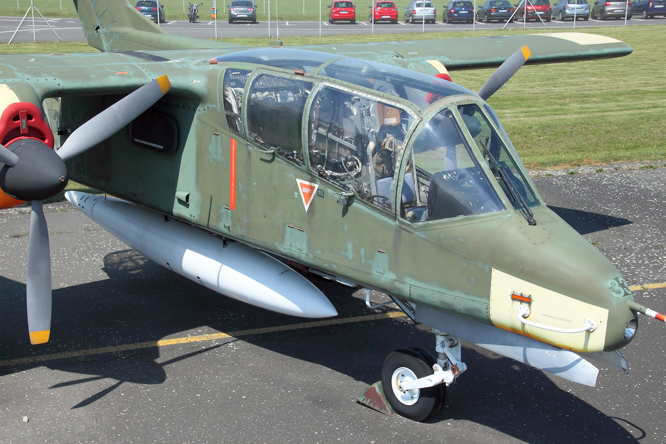 North American/Rockwell OV-10 Bronco - Cockpit